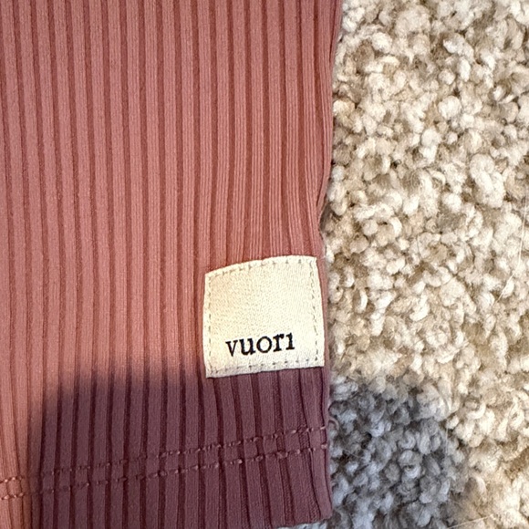 Vuori Mauve Ribbed Crop Top - Picture 2 of 3